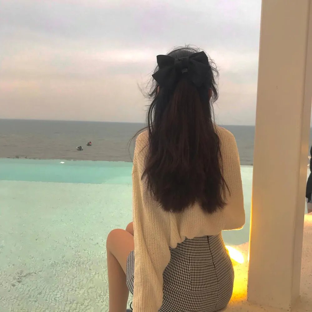 向下扭曲